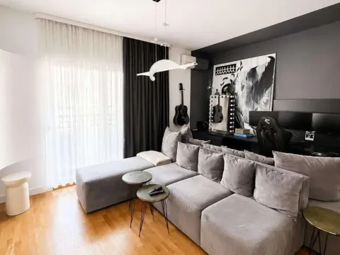 Izdavanje, jednosoban stan, 50m², City Kvart, Podgorica - image 2