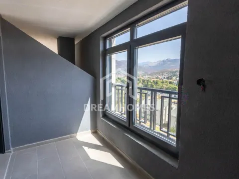 Prodaja, dvosoban stan, 90m², Gorica C, Podgorica - image 11