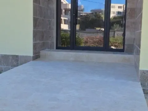 Prodaja, jednosoban stan, 49m², Tivat, Crna Gora - image 5