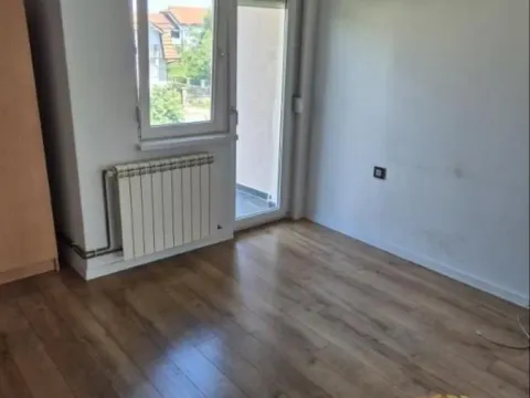 Izdavanje, kuća, 220m², Zemun Sve Podlokacije, Beograd - image 13
