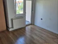 Izdavanje, kuća, 220m², Zemun Sve Podlokacije, Beograd - image 13