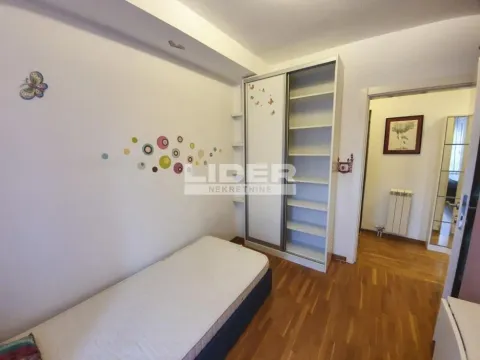 Prodaja, trosoban stan, 57m², Južni Bulevar, Vračar Sve Podlokacije - image 7