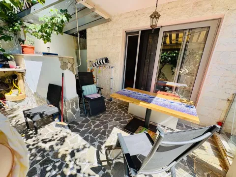 Prodaja, jednosoban stan, 45m², Petrovac, Budva - image 7