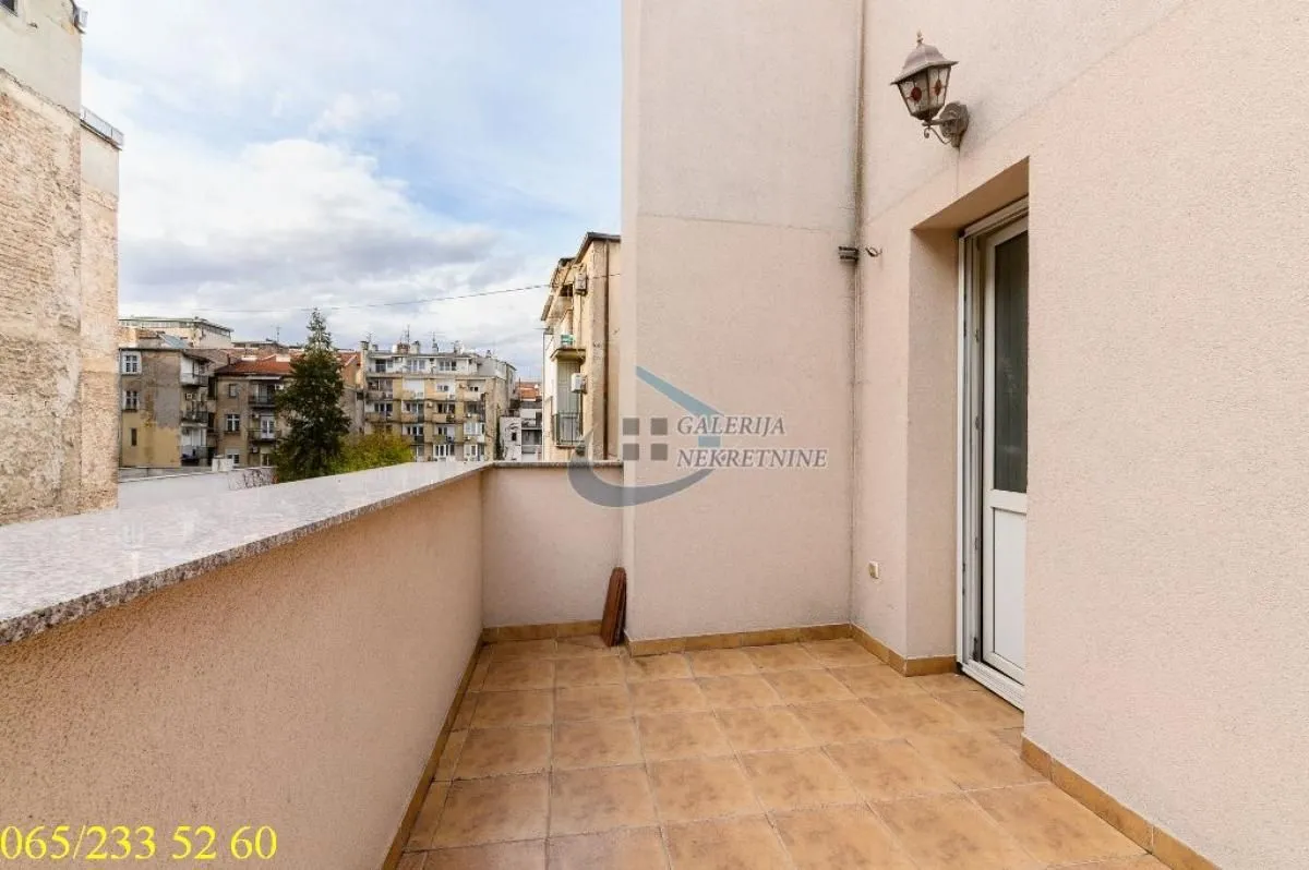 Rent, three bedroom apartment, 62m², Stari Grad, Beograd