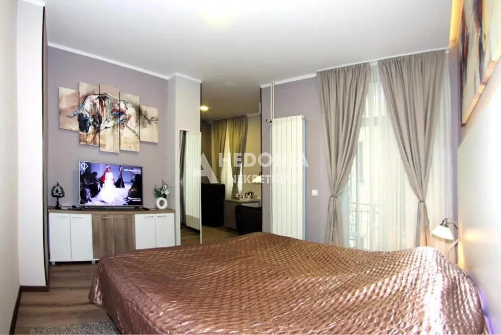 Sale, three bedroom apartment, 90m², Stari Grad, Beograd