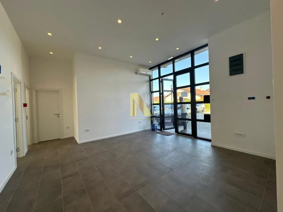 Rent, office space, 100m², Sajlovo, Novi Sad Sve Podlokacije