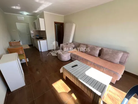 Rent, one bedroom apartment, 48m², Šušanj, Bar - image 4