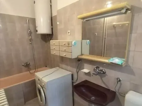 Sale, four bedroom apartment, 100m², Stari Grad, Beograd - image 10