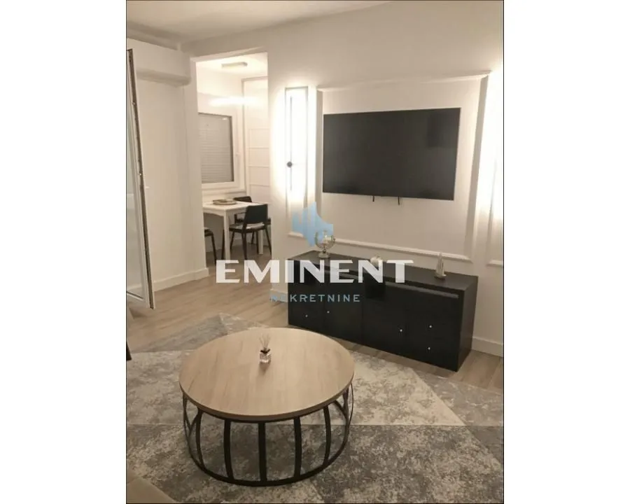 Rent, two bedroom apartment, 50m², Novi Beograd Blok 72, Novi Beograd Sve Podlokacije