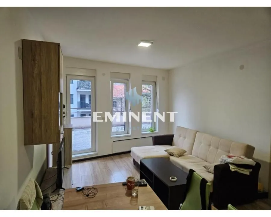 Izdavanje, trosoban stan, 57m², Vukov Spomenik, Zvezdara Sve Podlokacije