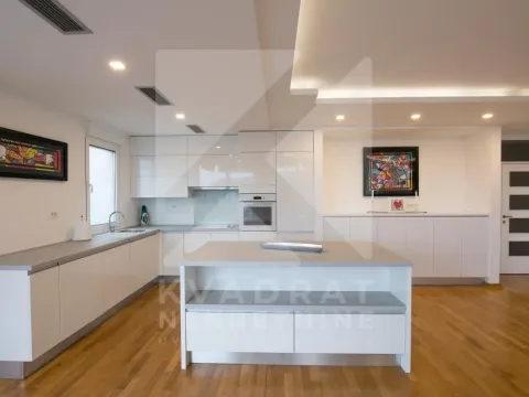 Izdavanje, dvosoban stan, 123m², Momišići, Podgorica - image 7