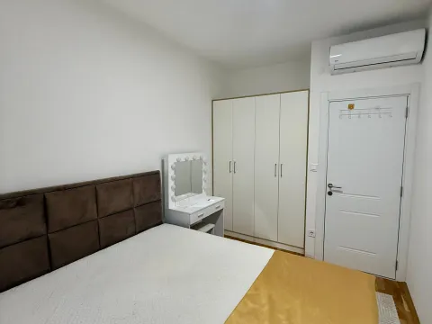 Rent, two bedroom apartment, 70m², City Kvart, Podgorica - image 3