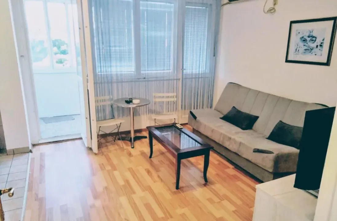 Izdavanje, stan, 33m², Stara Varoš, Podgorica