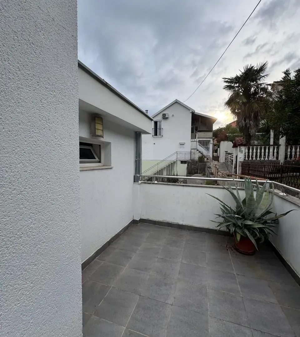 Prodaja, kuća, 111m², Gomila, Herceg Novi