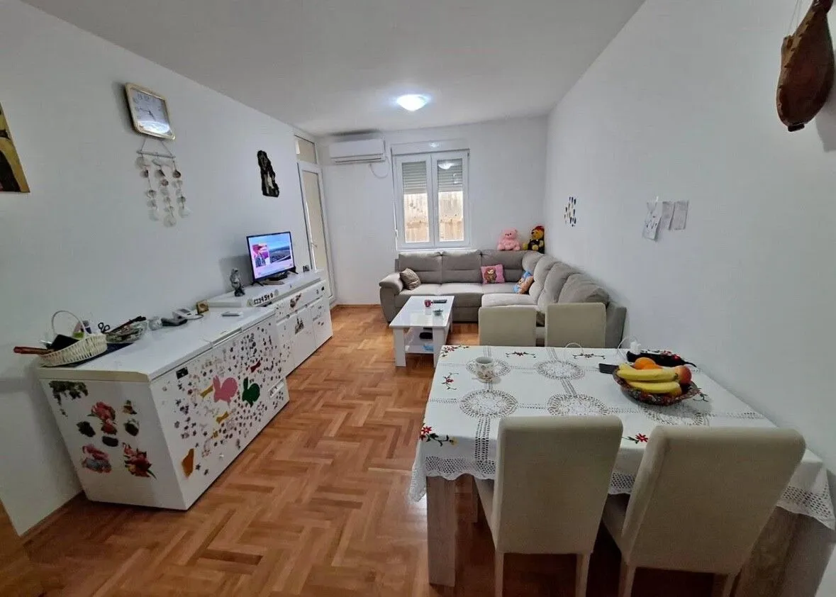Prodaja, dvosoban stan, 67m², Centar, Budva