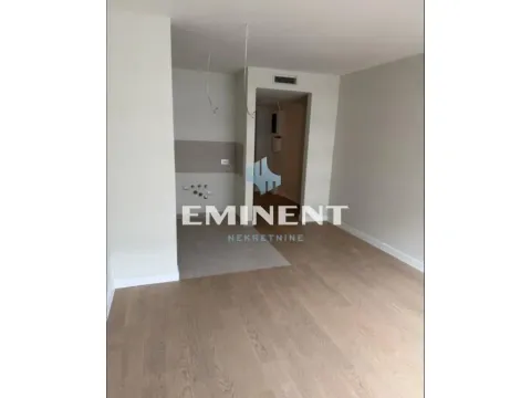 Izdavanje, jednosoban stan, 33m², Novi Beograd Blok 65, Novi Beograd Sve Podlokacije - image 2
