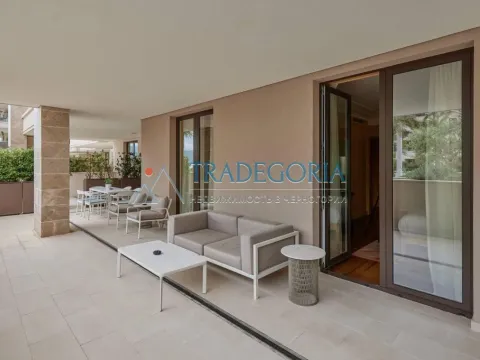 Prodaja, trosoban stan, 192m², Tivat, Crna Gora - image 11