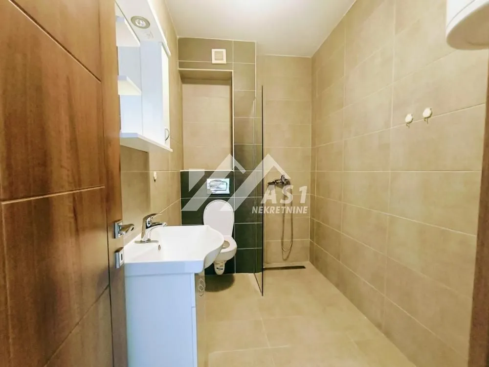 Izdavanje, jednosoban stan, 38m², Adice, Novi Sad Sve Podlokacije