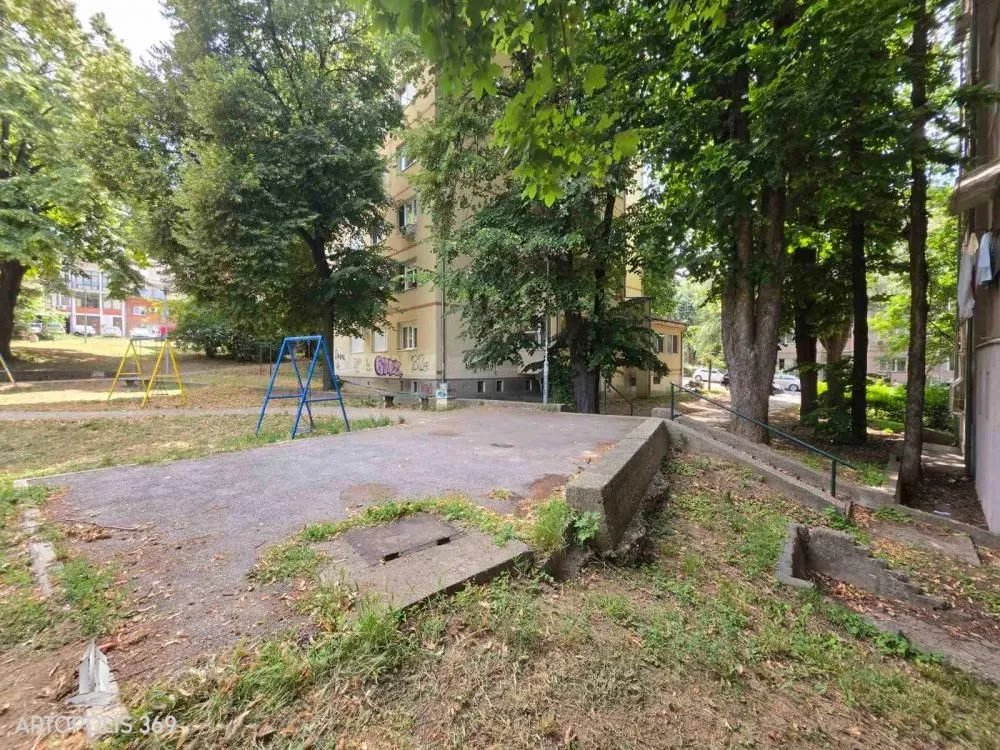 Prodaja, jednosoban stan, 44m², Karaburma, Palilula Sve Podlokacije