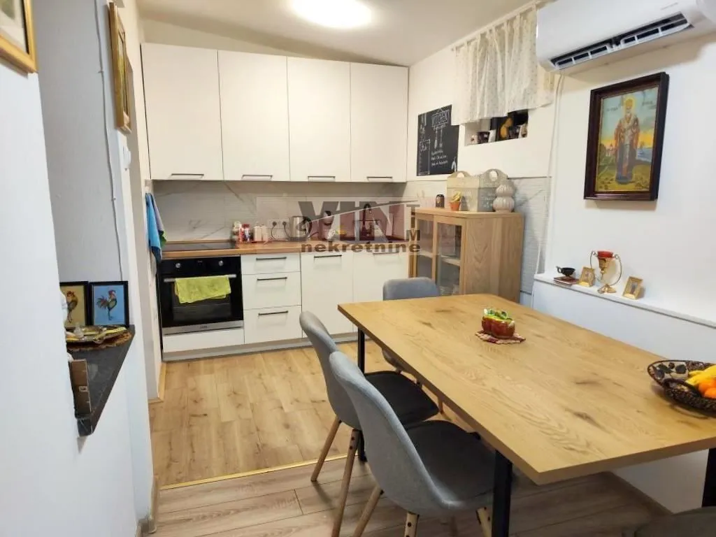 Rent, one bedroom apartment, 42m², Autokomanda, Voždovac Sve Podlokacije