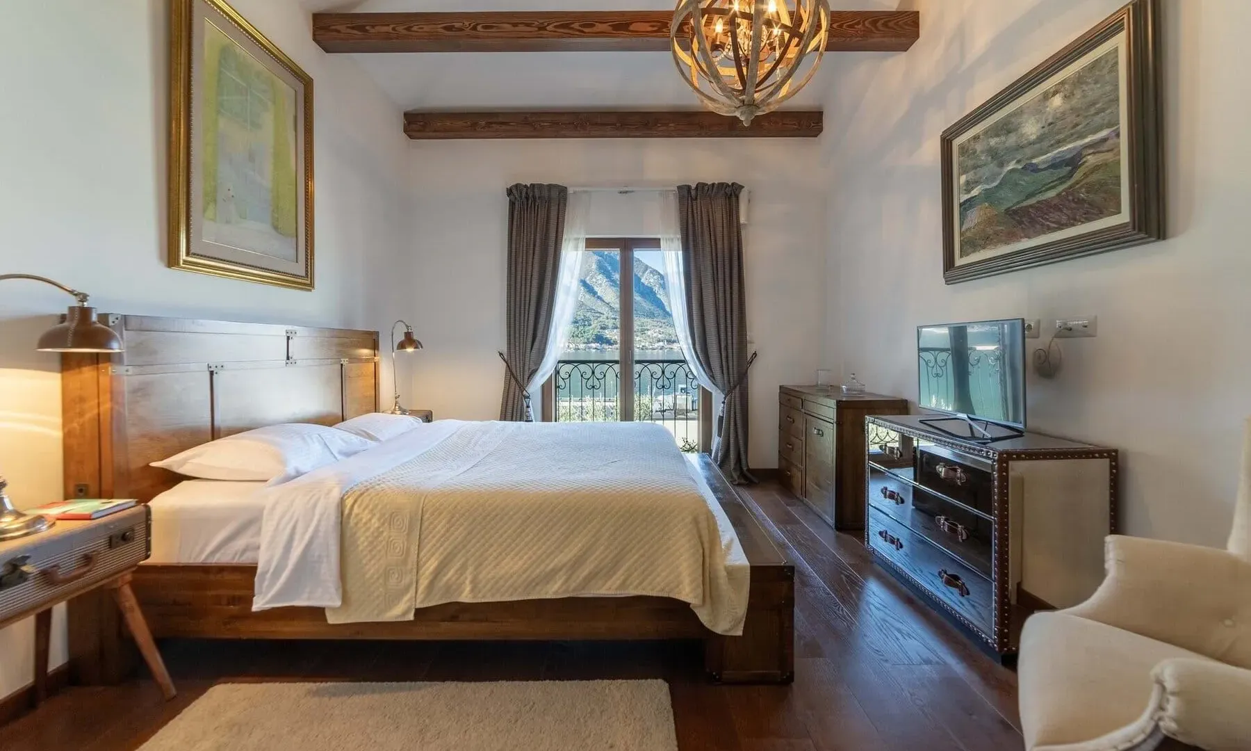 Prodaja, kuća, 193m², Dobrota, Kotor