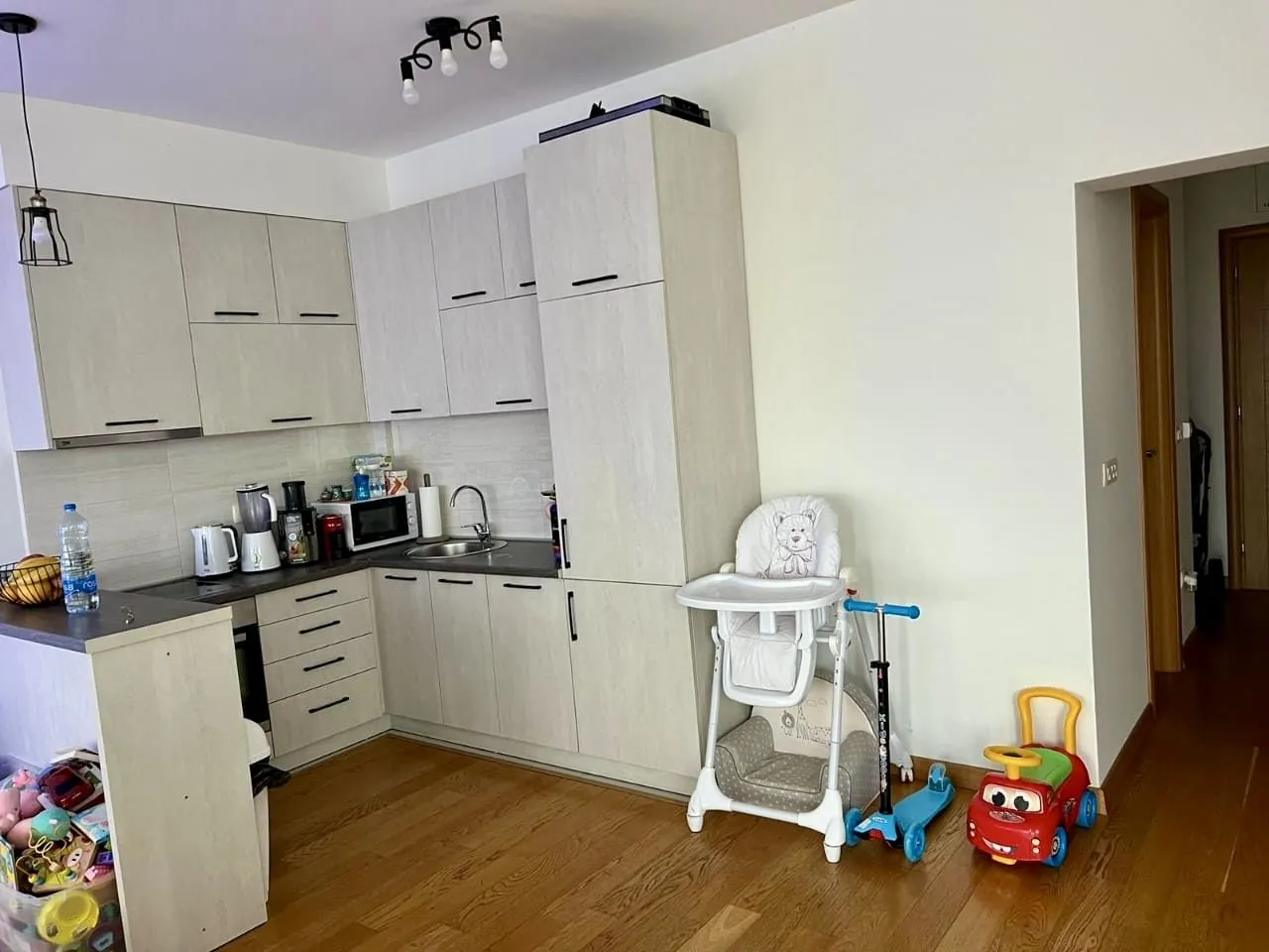 Izdavanje, stan, 96m², Seljanovo, Tivat