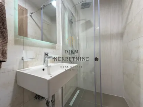 Rent, two bedroom apartment, 70m², Master Kvart, Podgorica - image 13