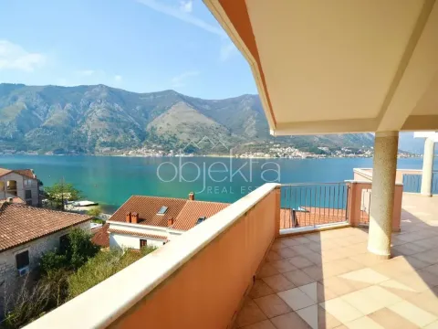 Rent, apartment, 116m², Kotor, Crna Gora - image 3