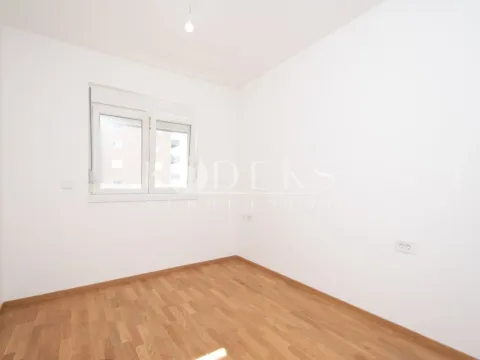 Izdavanje, jednosoban stan, 46m², Stari Aerodrom, Podgorica - image 4