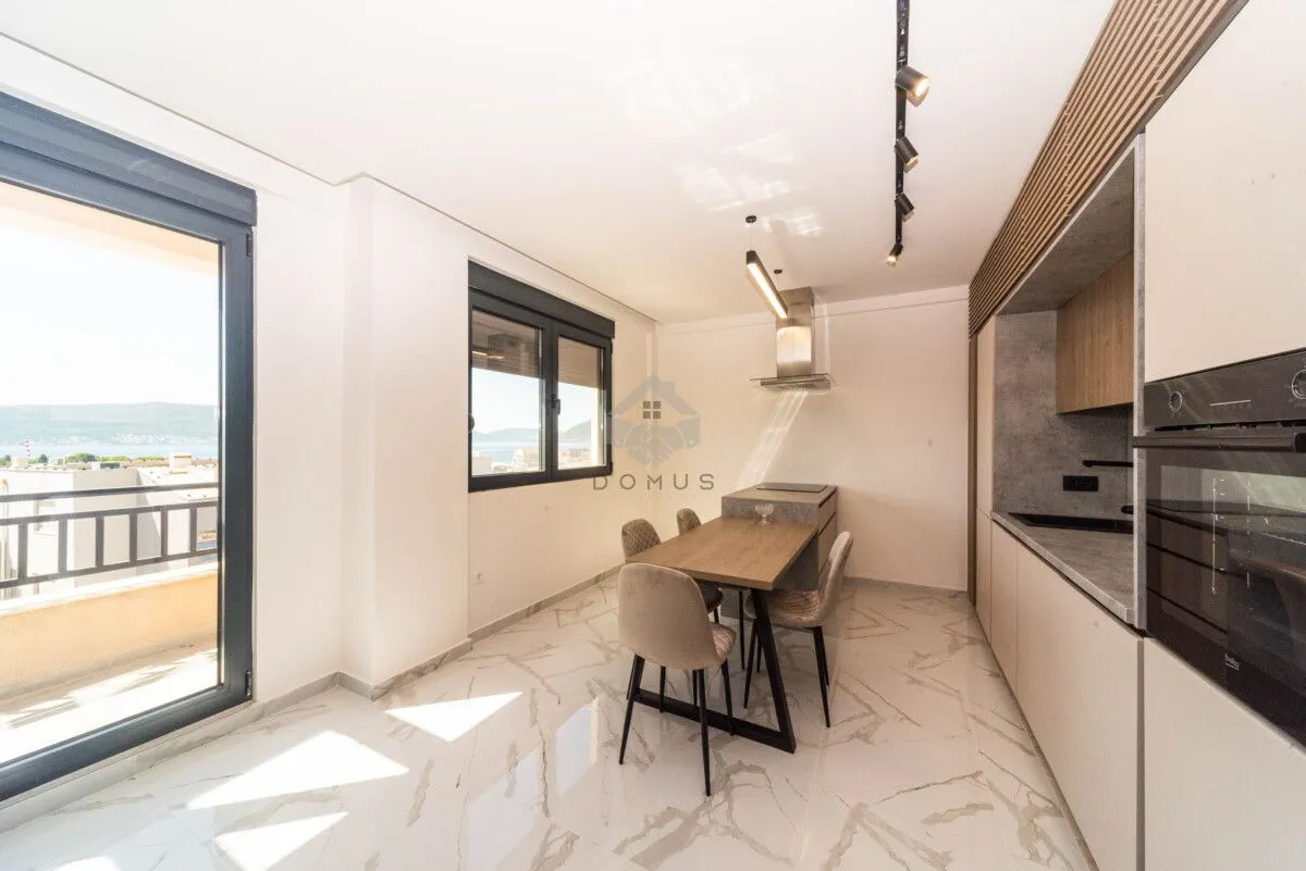 Rent, one bedroom apartment, 60m², Tivat, Crna Gora
