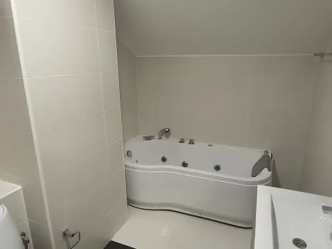 Prodaja, stan, 107m², Budva, Crna Gora - image 7