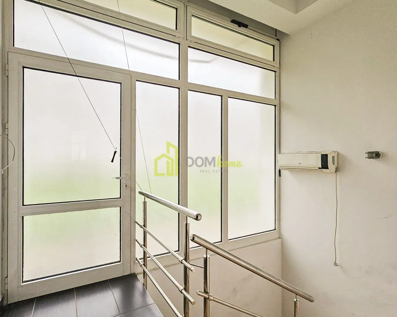 Rent, office space, 224m², Preko Morače, Podgorica