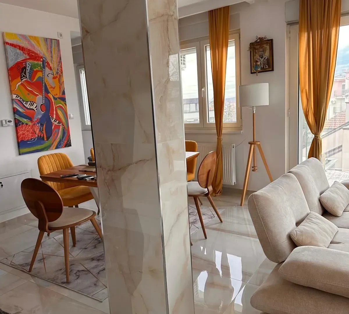 Prodaja, trosoban stan, 117m², Centar, Loznica