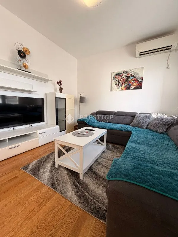 Rent, one bedroom apartment, 46m², City Kvart, Podgorica