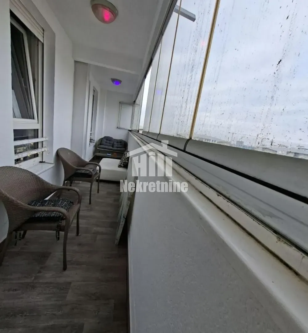 Prodaja, trosoban stan, 68m², Belvil, Beograd