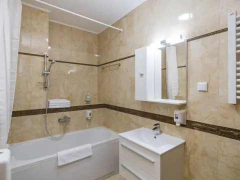 Sale, three bedroom apartment, 107m², Bečići, Budva - image 6