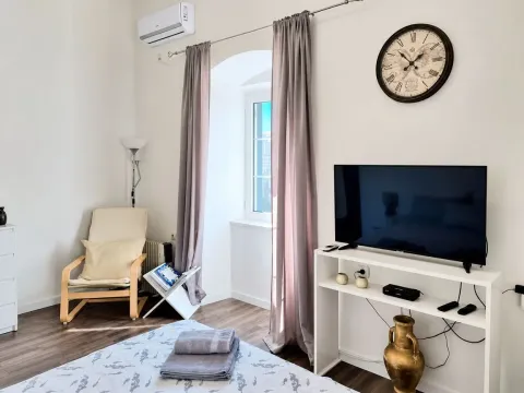 Prodaja, jednosoban stan, 42m², Stari Grad Kotor, Kotor - image 7