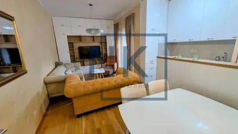 Rent, one bedroom apartment, 44m², Blok 6, Podgorica - image 5