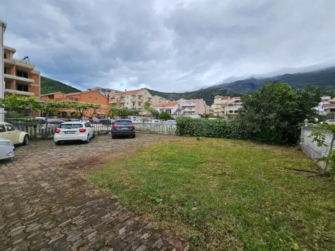 Izdavanje, dvosoban stan, 57m², Budva, Crna Gora - image 21