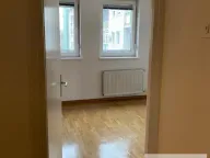 Izdavanje, dvosoban stan, 67m², Novi Beograd Blok 22, Novi Beograd Sve Podlokacije - image 4