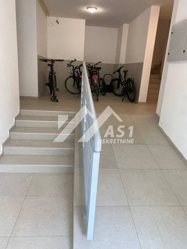 Izdavanje, dvosoban stan, 42m², Petrovaradin, Novi Sad