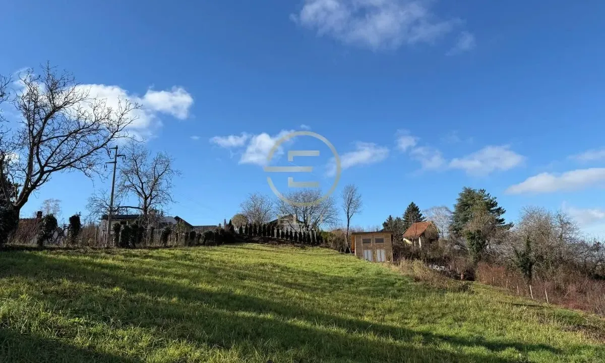 Prodaja, plac, 1395m², Sremska Kamenica, Petrovaradin