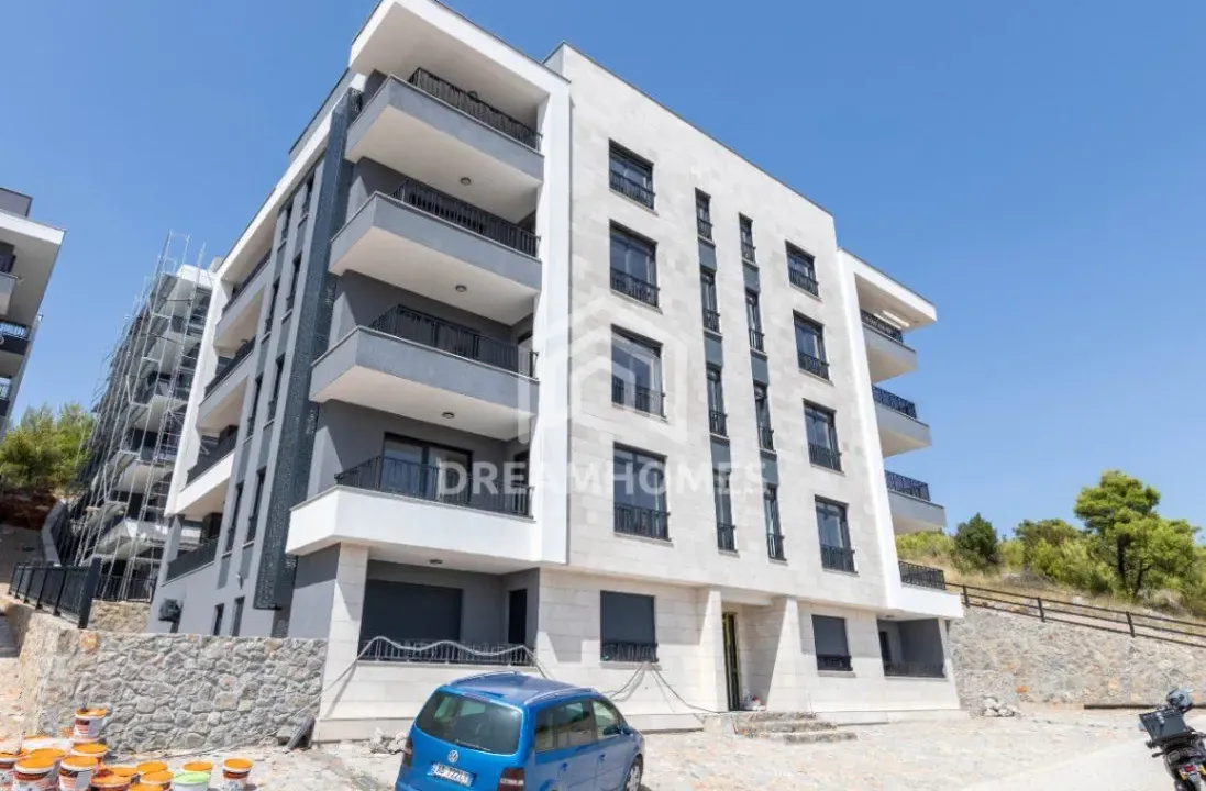 Prodaja, dvosoban stan, 90m², Gorica C, Podgorica