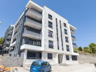 Prodaja, dvosoban stan, 90m², Gorica C, Podgorica - image 1