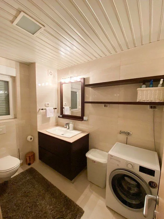 Izdavanje, trosoban stan, 120m², City Kvart, Podgorica