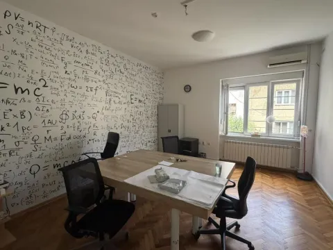 Rent, four bedroom apartment, 115m², Vračar Sve Podlokacije, Beograd - image 10