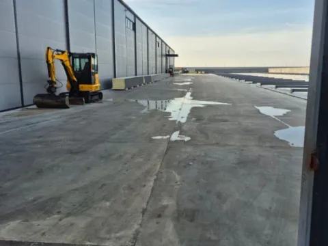 Rent, office space, 800m², Batajnica, Beograd - image 4