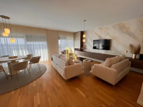 Rent, four bedroom apartment, 132m², Novo naselje, Novi Sad - image 2