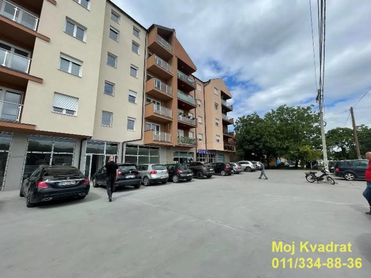 Rent, office space, 410m², Centar, Stara Pazova