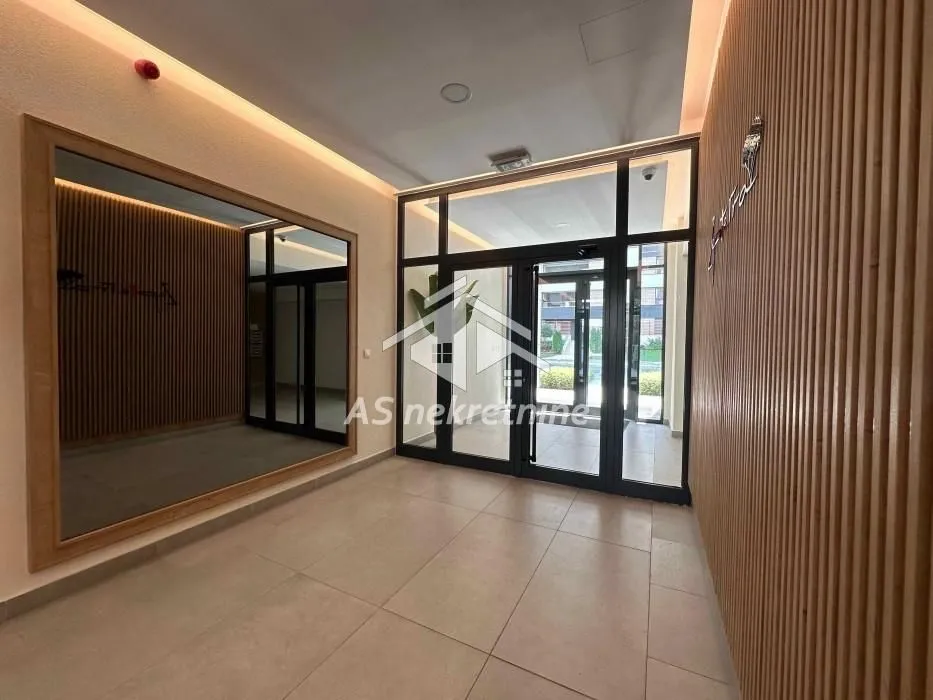 Izdavanje, dvosoban stan, 57m², Novi Beograd Blok 65, Novi Beograd Sve Podlokacije
